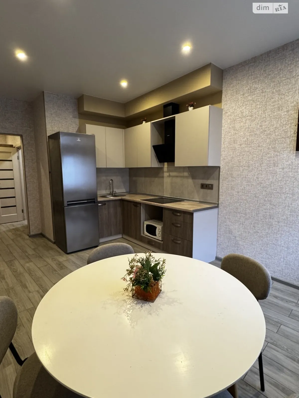 Сдается в аренду 1-комнатная квартира 47 кв. м в Одессе, ул. Валерия Самофалова, 16А/3 - фото 1