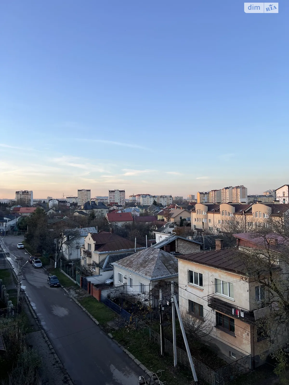 Продається 3-кімнатна квартира 68.6 кв. м у Івано-Франківську, вул. Селянська, 14 - фото 1