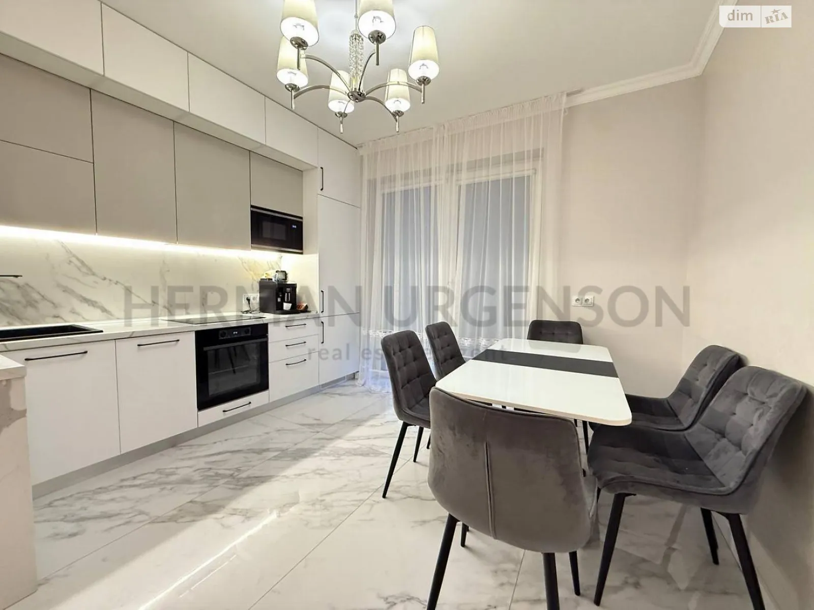 Продается 2-комнатная квартира 55 кв. м в Ужгороде, вул. Загорская - фото 1