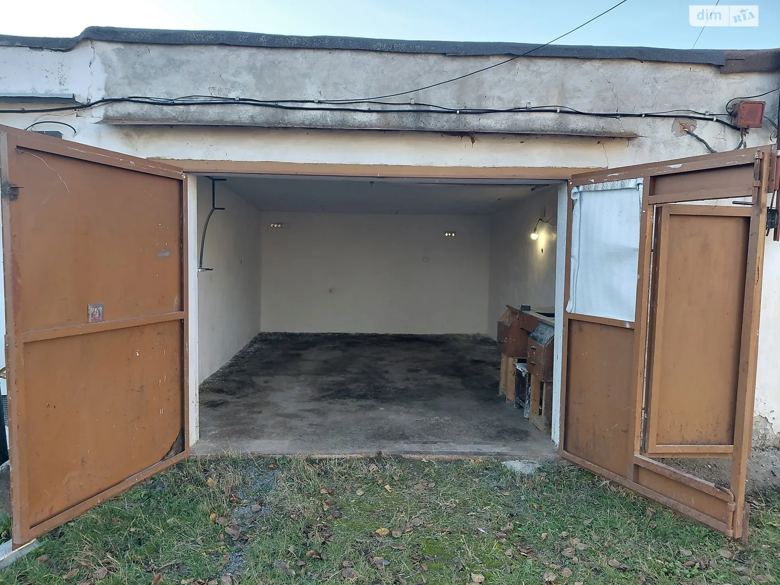 Здається в оренду місце в гаражному кооперативі під легкове авто на 22 кв. м, цена: 2000 грн - фото 1