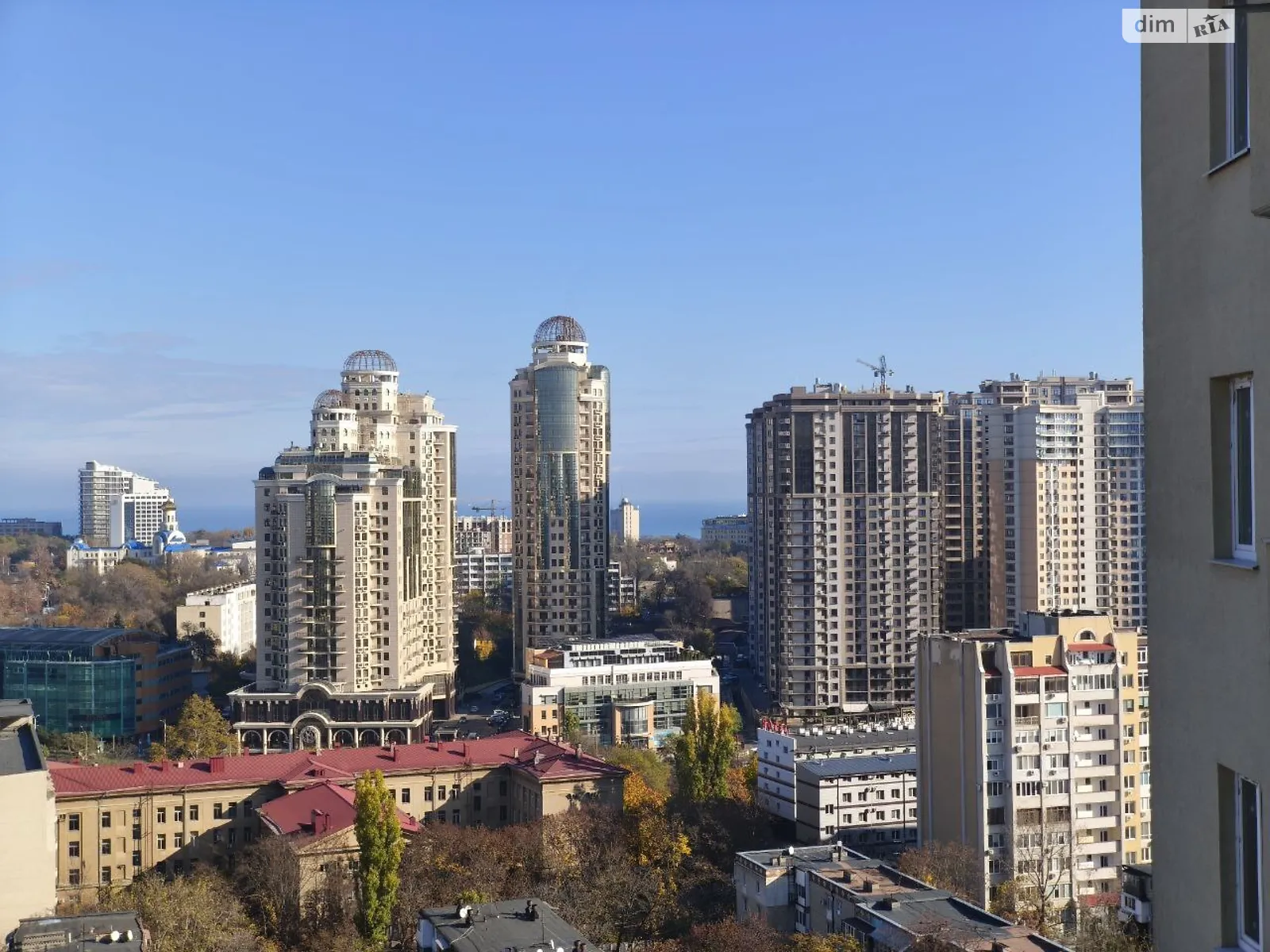 Продается 4-комнатная квартира 143.4 кв. м в Одессе, ул. Солнечная - фото 1