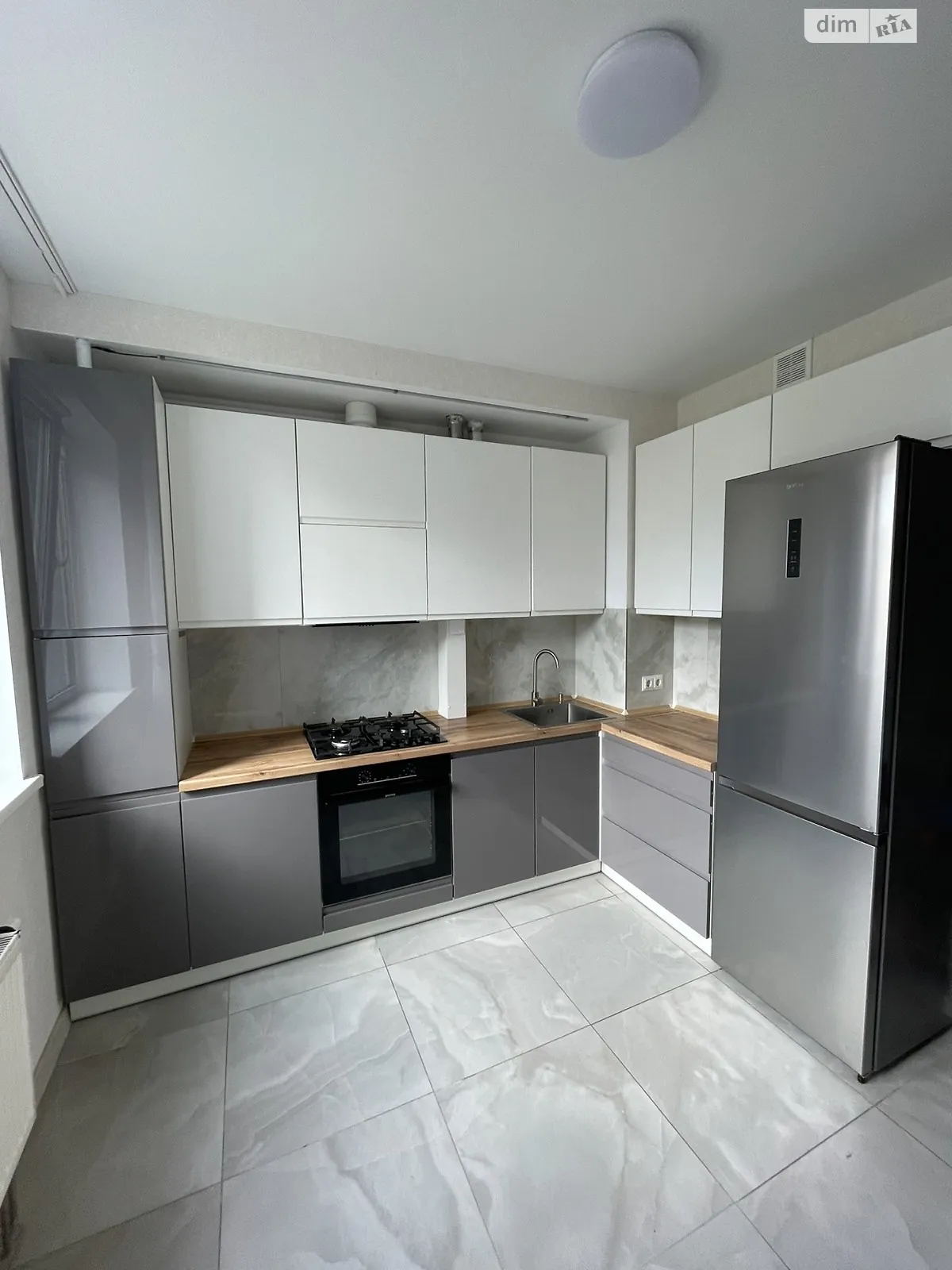 Продается 1-комнатная квартира 36.3 кв. м в Буче, ул. Бориса Гмыри, 9 - фото 1