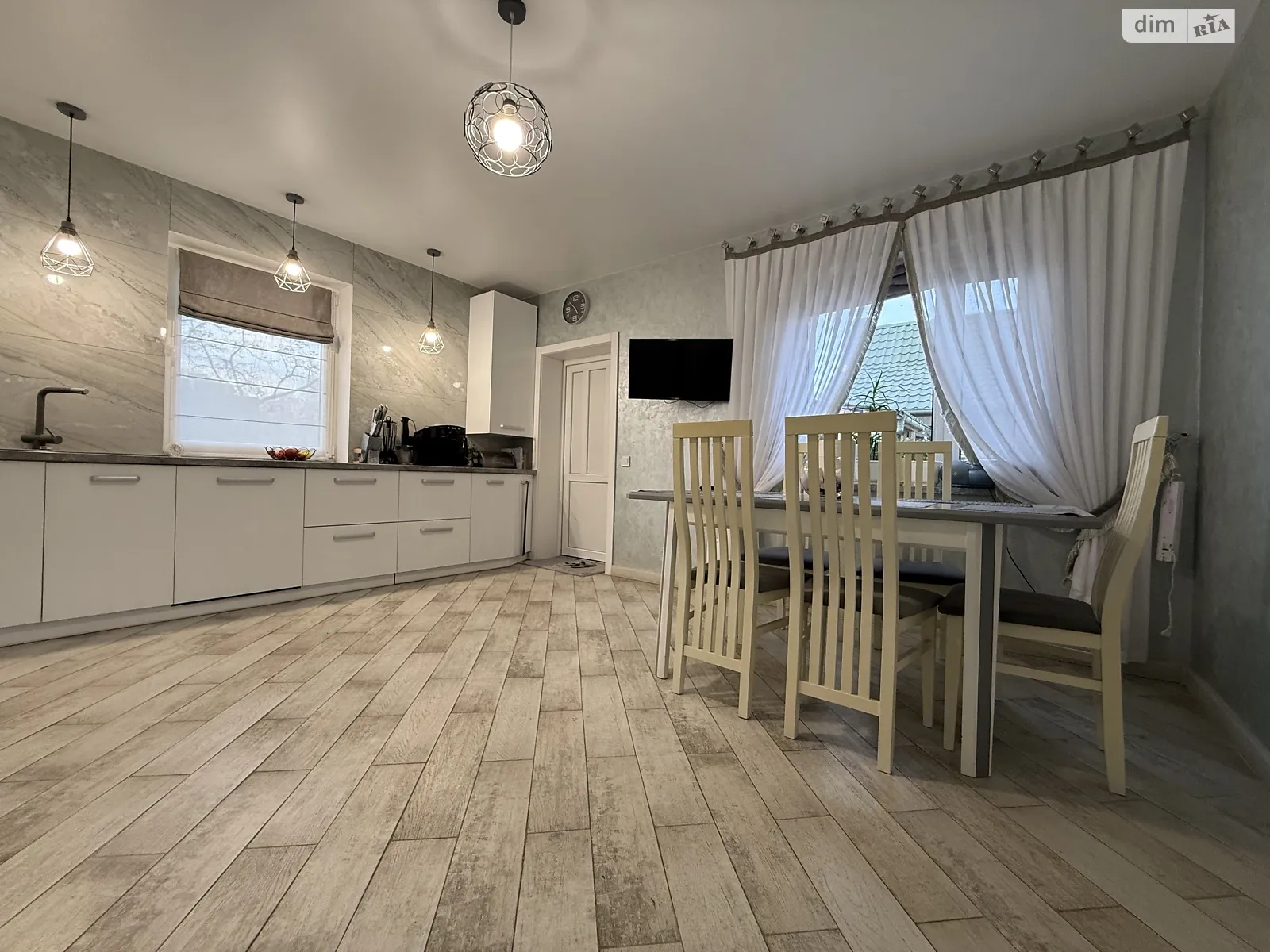 Продается одноэтажный дом 101 кв. м с балконом, цена: 170000 $ - фото 1