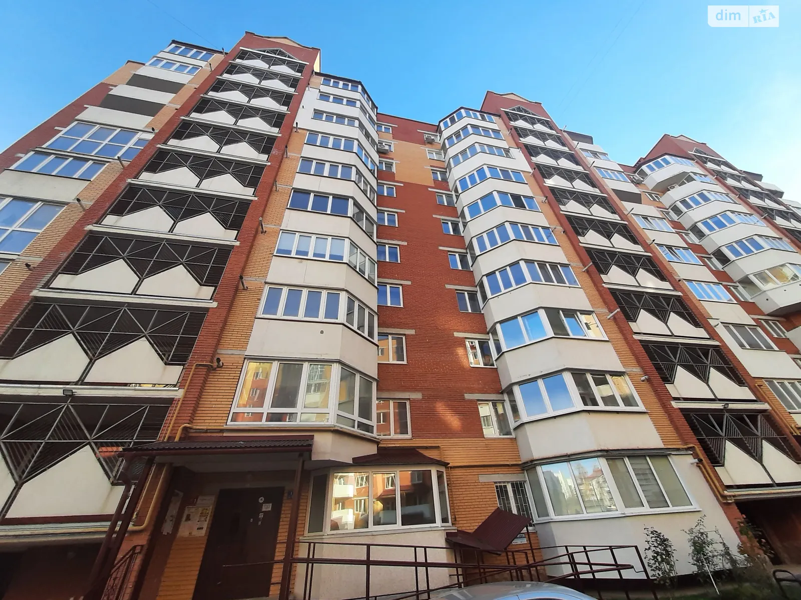 2-комнатная квартира 64 кв. м в Тернополе, ул. Галицкая - фото 1