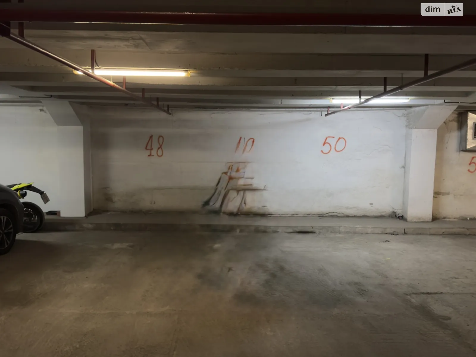 Сдается в аренду подземный паркинг под легковое авто на 15 кв. м, цена: 2500 грн - фото 1