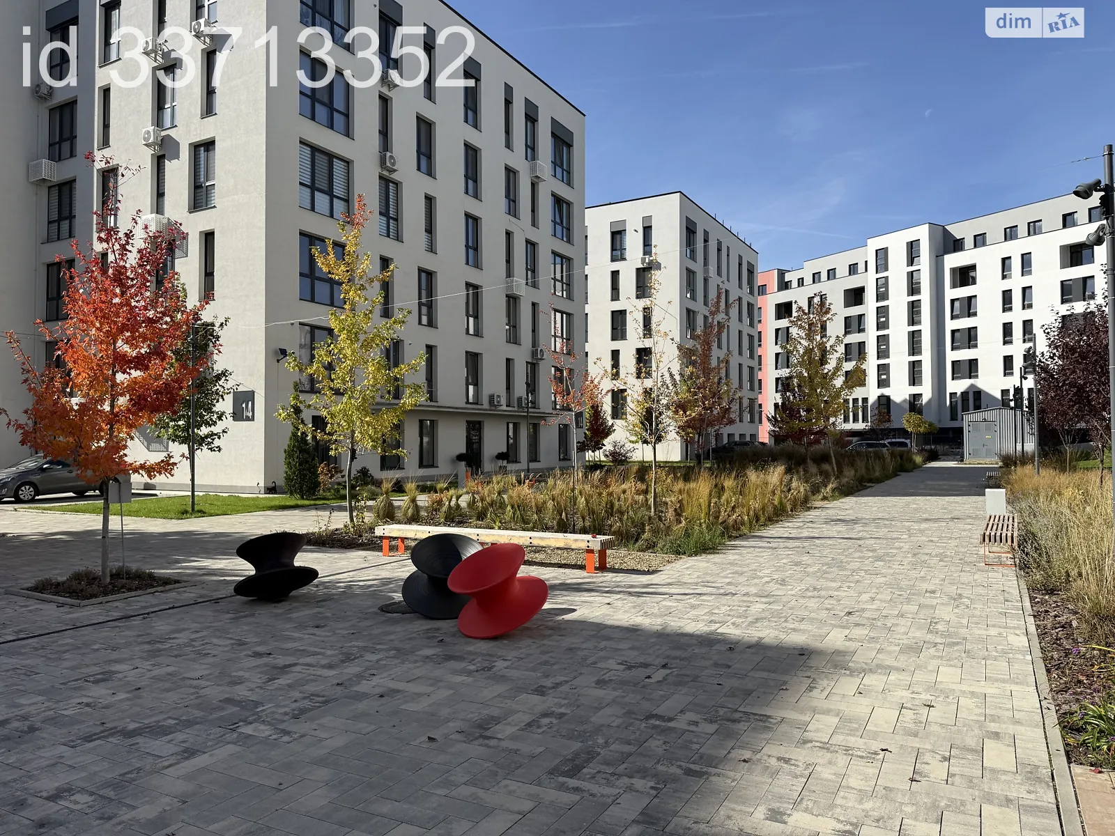 Продается 1-комнатная квартира 29.3 кв. м в Минае, ул. Августина Волошина, 18 - фото 1