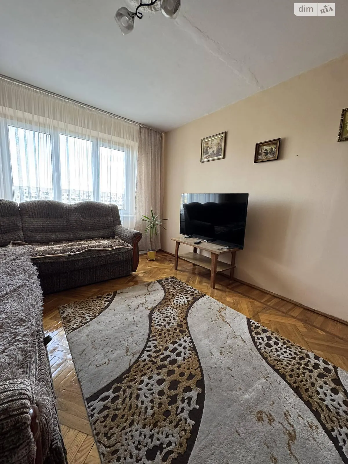 просп. Красной Калины, 42 Сыхов Львов - фото 4