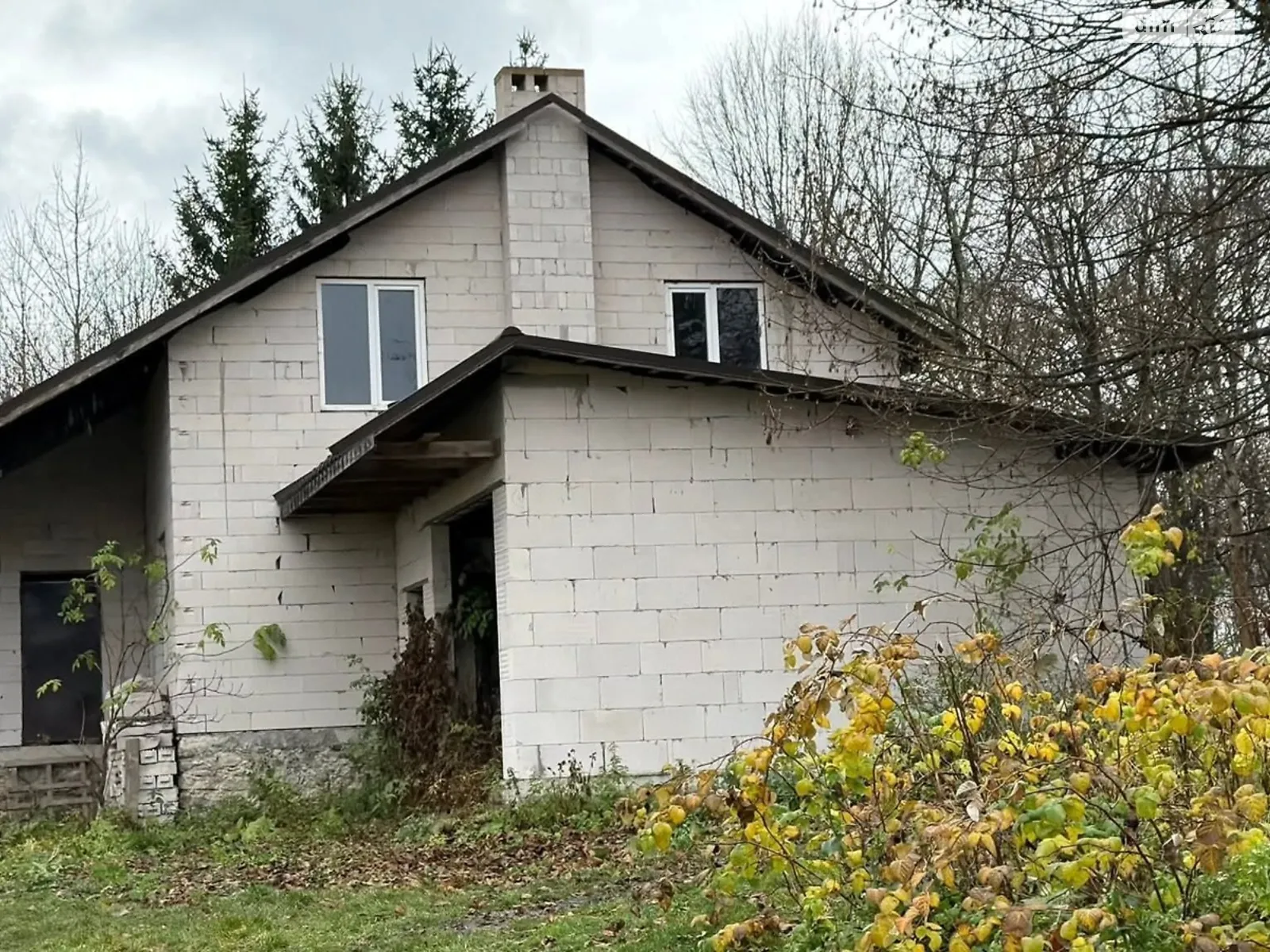 Продается дом на 2 этажа 160 кв. м с баней/сауной, цена: 26000 $ - фото 1