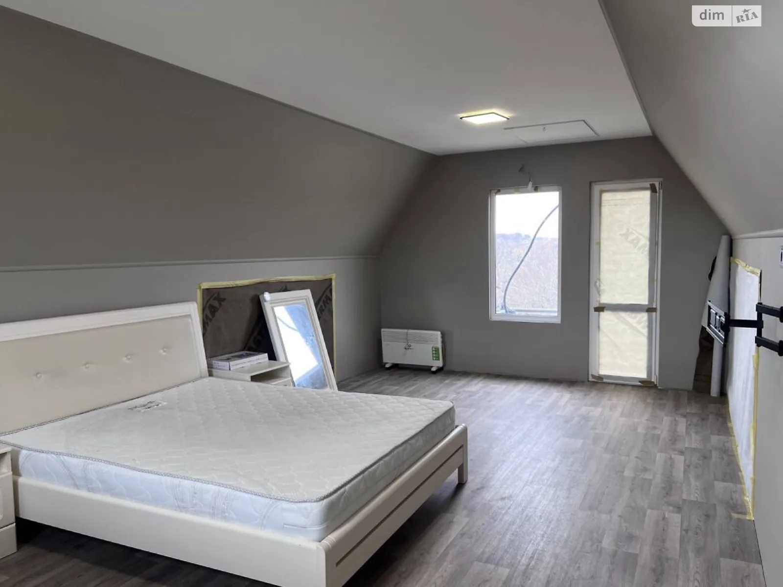 Продается дом на 2 этажа 67 кв. м с участком, цена: 68509 $ - фото 1