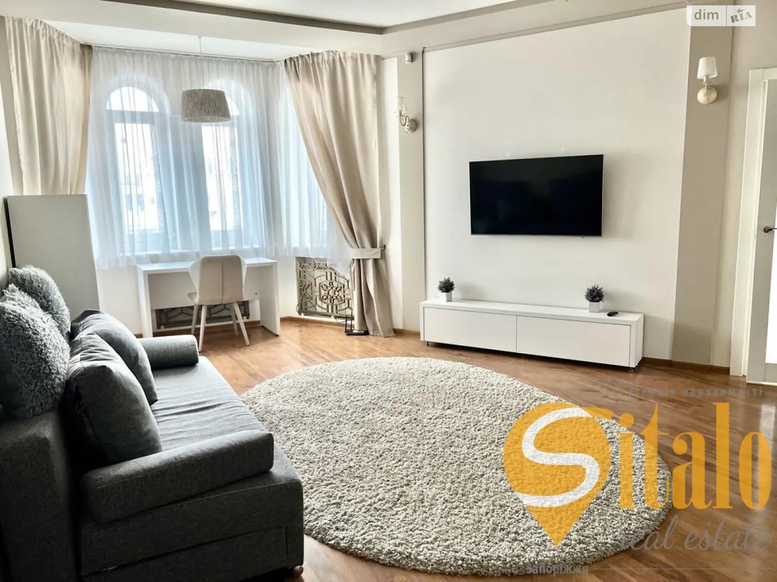 3-комнатная квартира 86 кв. м в Запорожье, просп. Соборный - фото 1