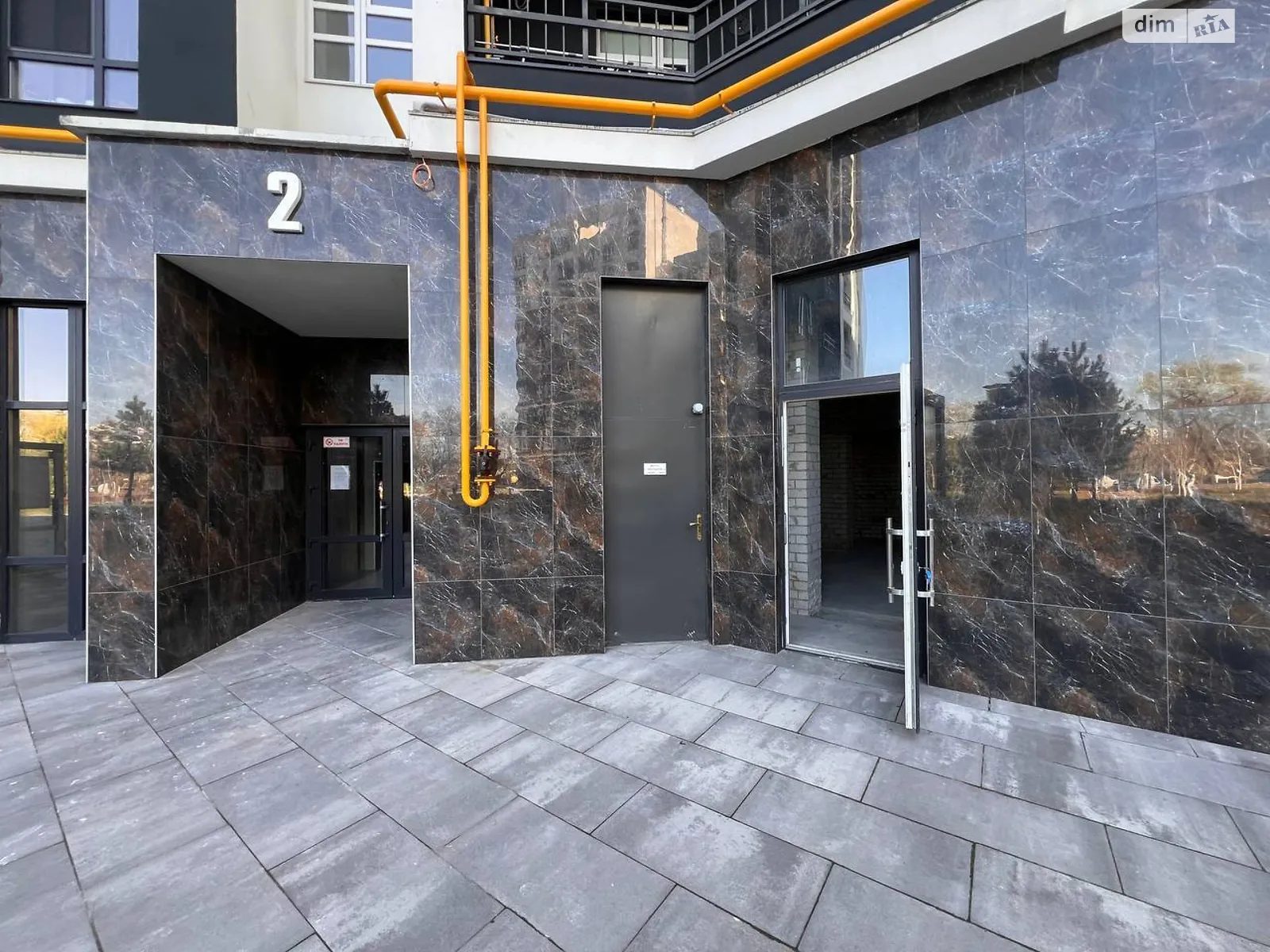 Здається в оренду приміщення вільного призначення 123.7 кв. м в 9-поверховій будівлі, цена: 1485 $ - фото 1