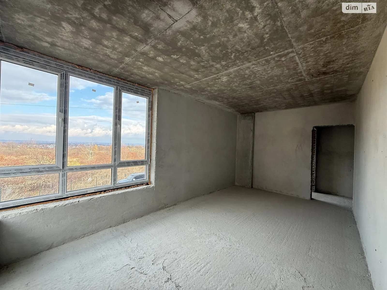 Продается 2-комнатная квартира 73.2 кв. м в Лисиничах, ул. Золотая, 2 - фото 1