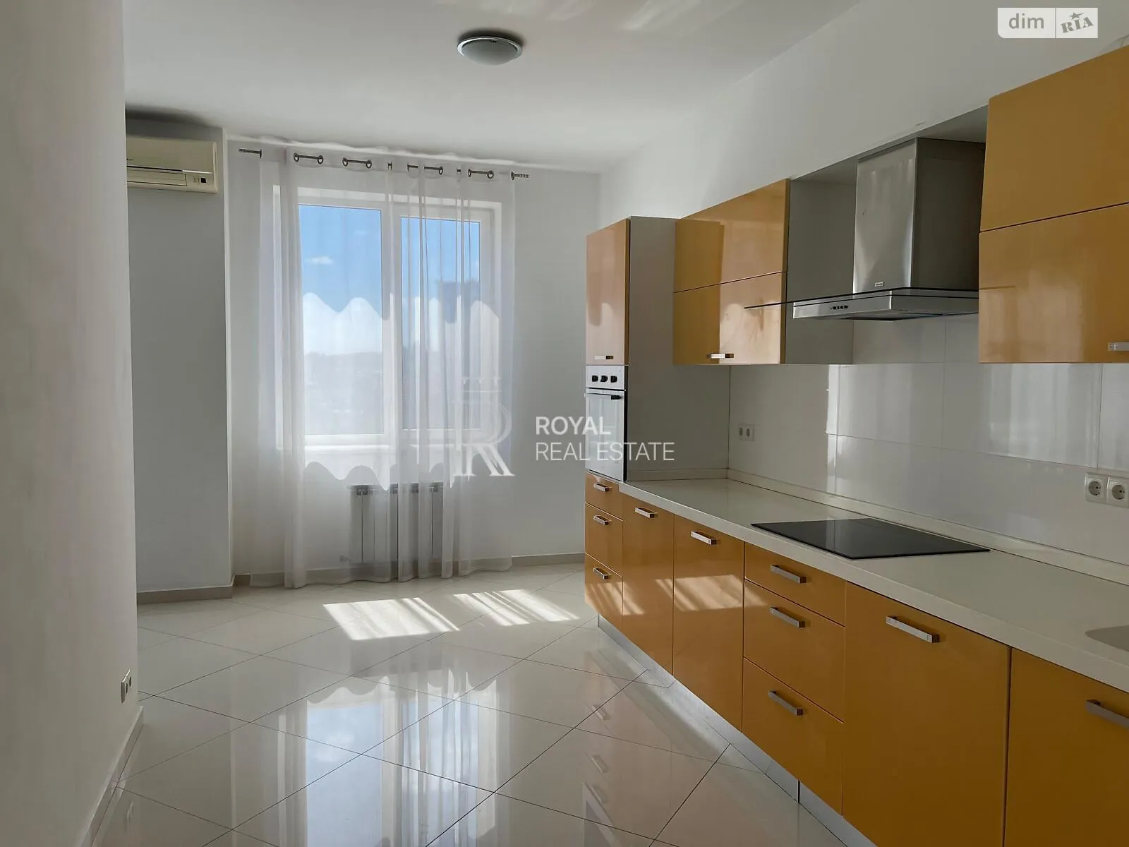 Сдается в аренду офис 150.7 кв. м в бизнес-центре, цена: 1100 $ - фото 1