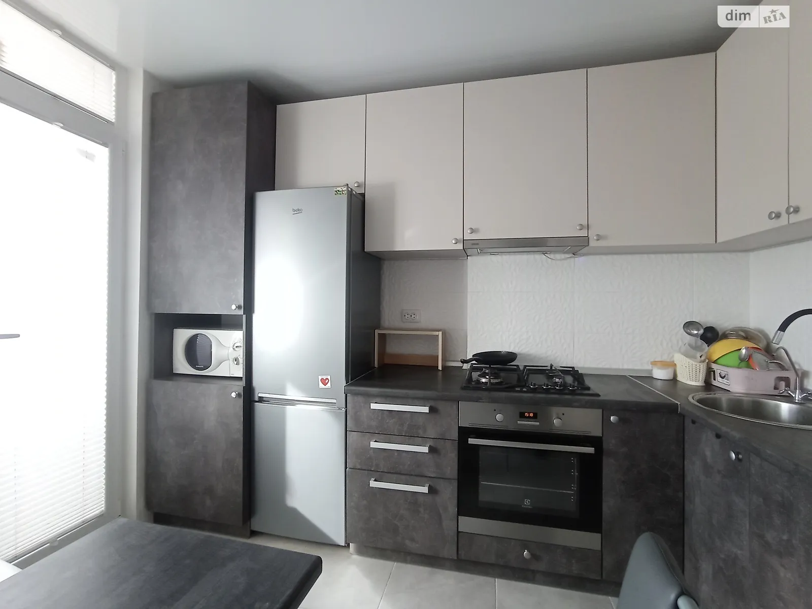 1-комнатная квартира 46 кв. м в Тернополе, ул. Троллейбусная - фото 1