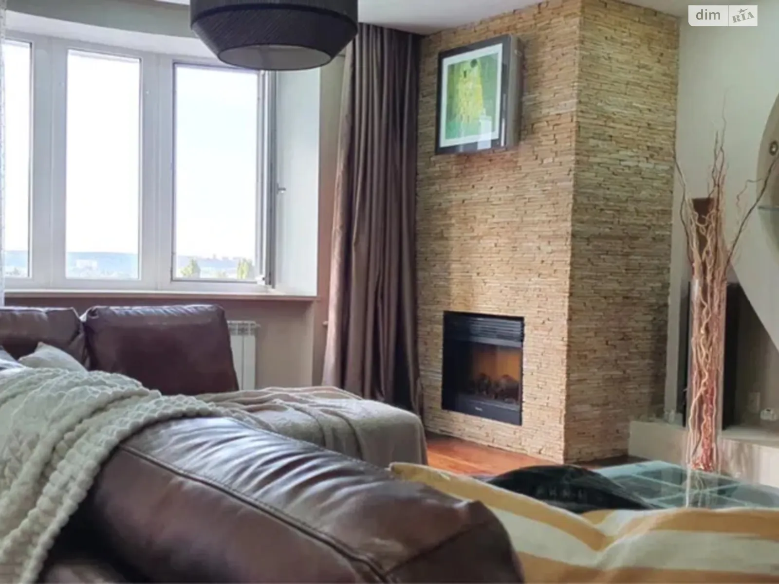 Продается 3-комнатная квартира 130 кв. м в Харькове, просп. Героев Харькова(Московский), 128А - фото 1