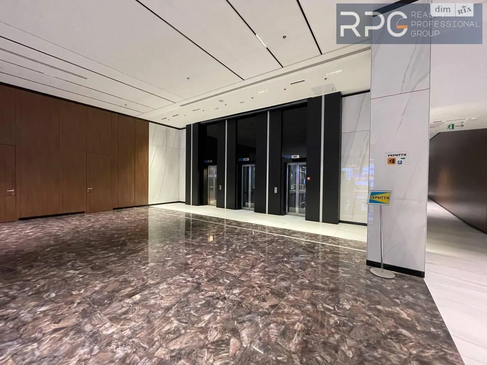 Сдается в аренду офис 2800 кв. м в бизнес-центре, цена: 50400 $ - фото 1