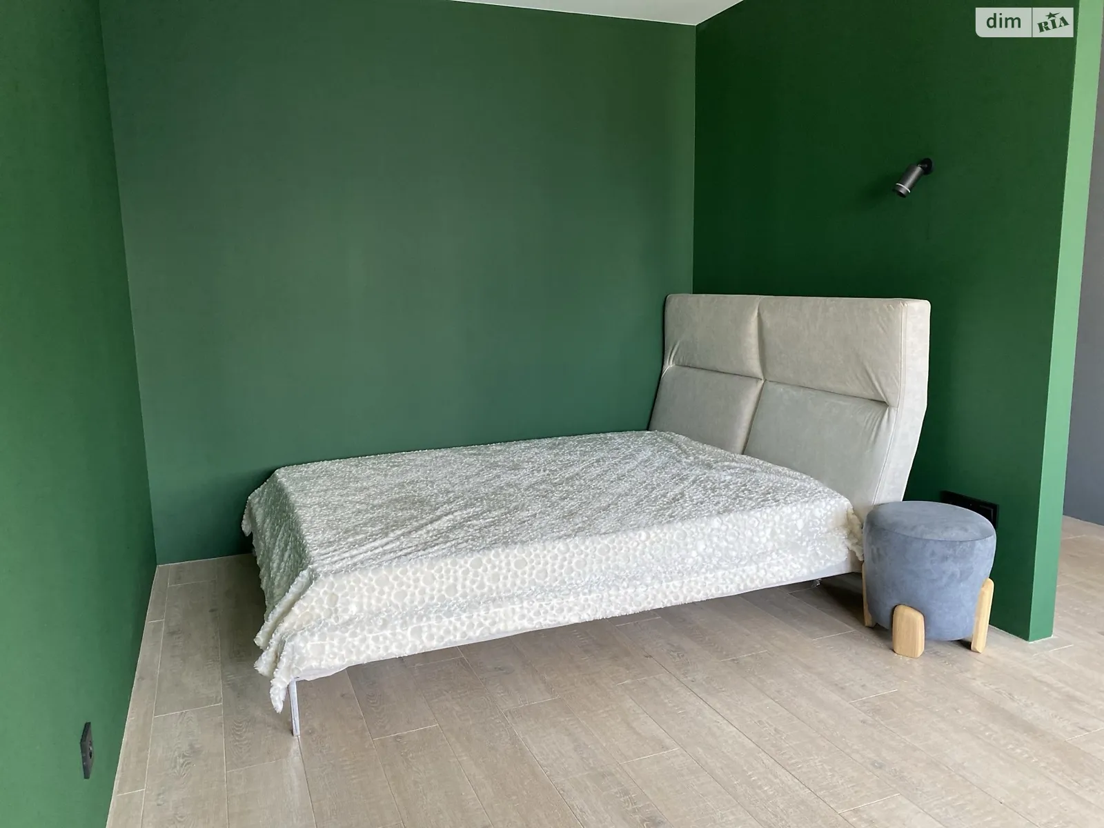 Продается 1-комнатная квартира 54.5 кв. м в Брюховичах, ул. Львовская, 27 - фото 1