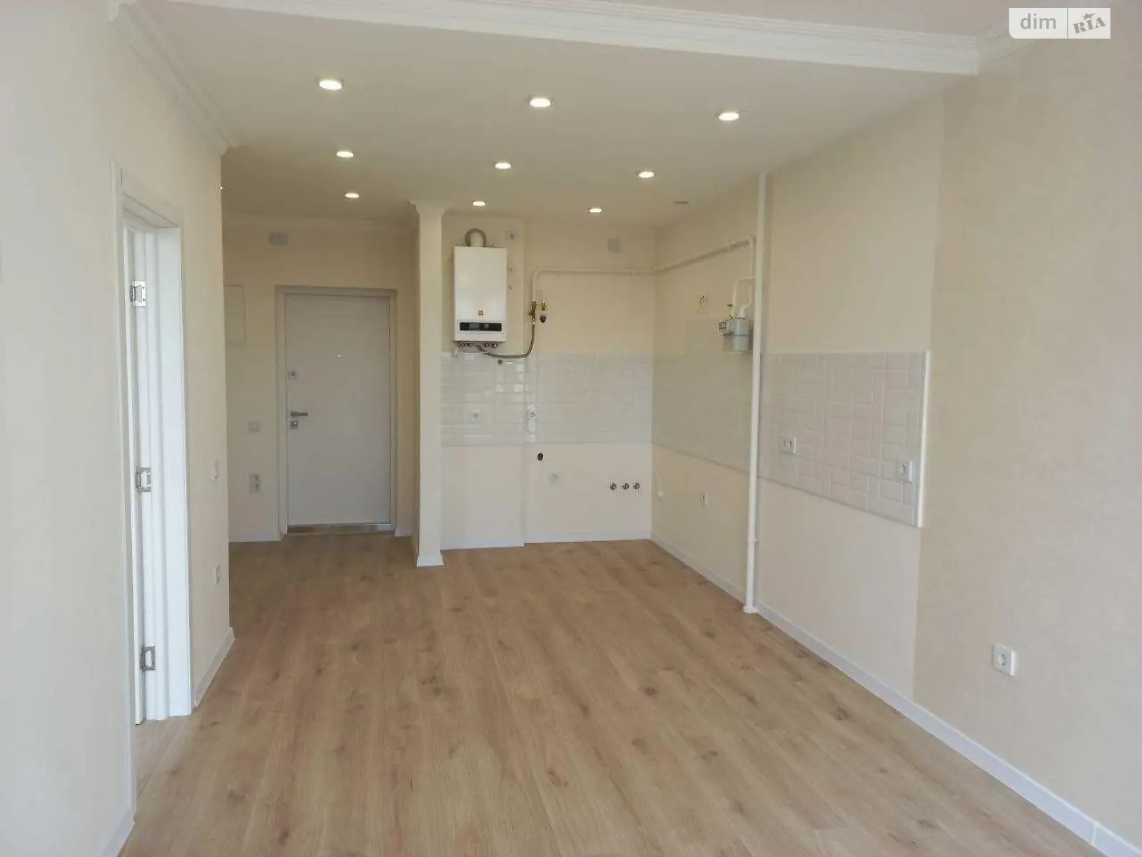 Продается 1-комнатная квартира 43.1 кв. м в Львове, ул. Владимира Навроцкого - фото 1