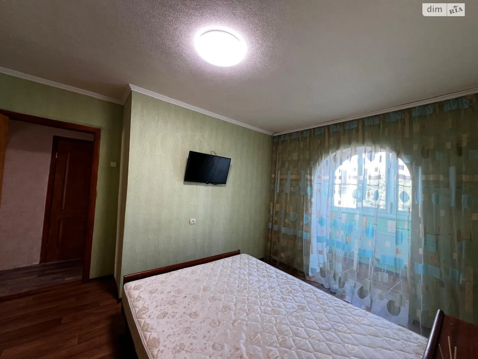 Продается 3-комнатная квартира 67 кв. м в Володарке, ул. Коцюбинского, 22 - фото 1