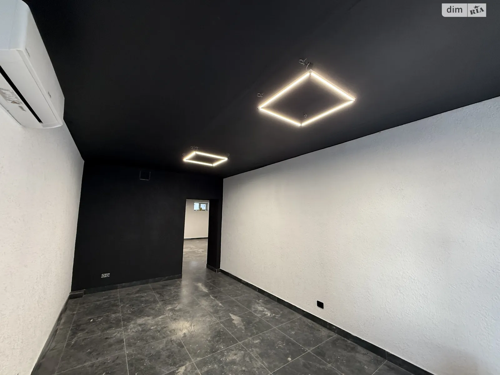 Сдается в аренду помещения свободного назначения 66 кв. м в 10-этажном здании, цена: 16600 грн - фото 1
