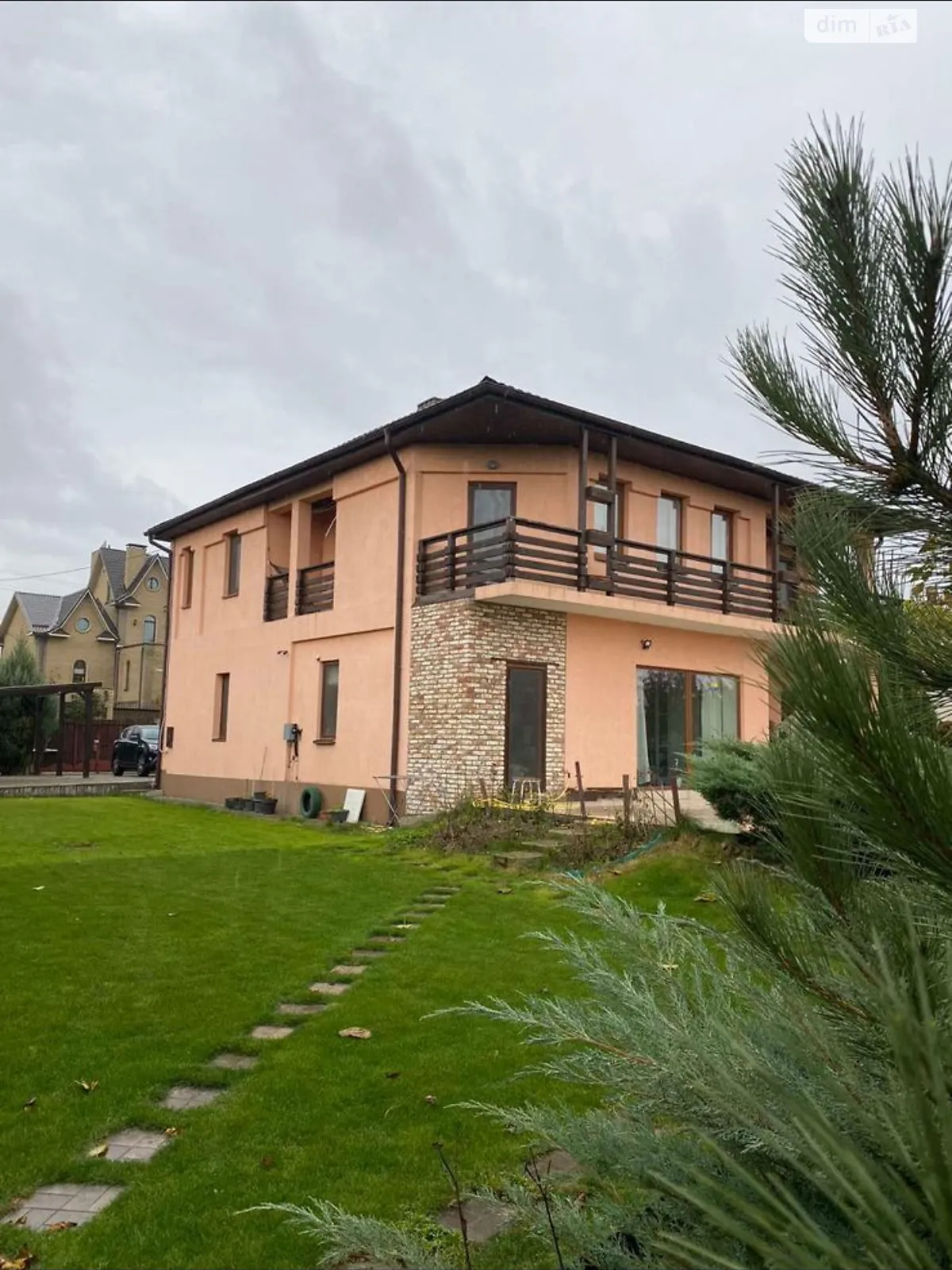 Продается дом на 2 этажа 270 кв. м с балконом, цена: 170000 $ - фото 1