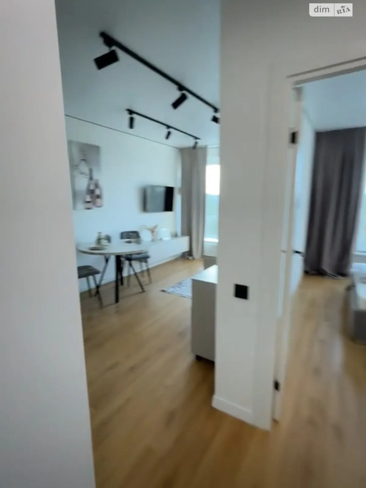 Продается 1-комнатная квартира 37 кв. м в Ирпене, ул. Павленко, 58 - фото 1