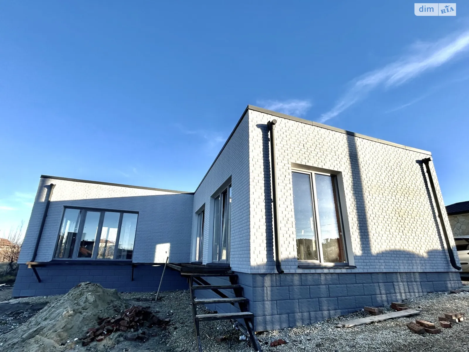 Продается одноэтажный дом 112 кв. м с беседкой, цена: 93000 $ - фото 1