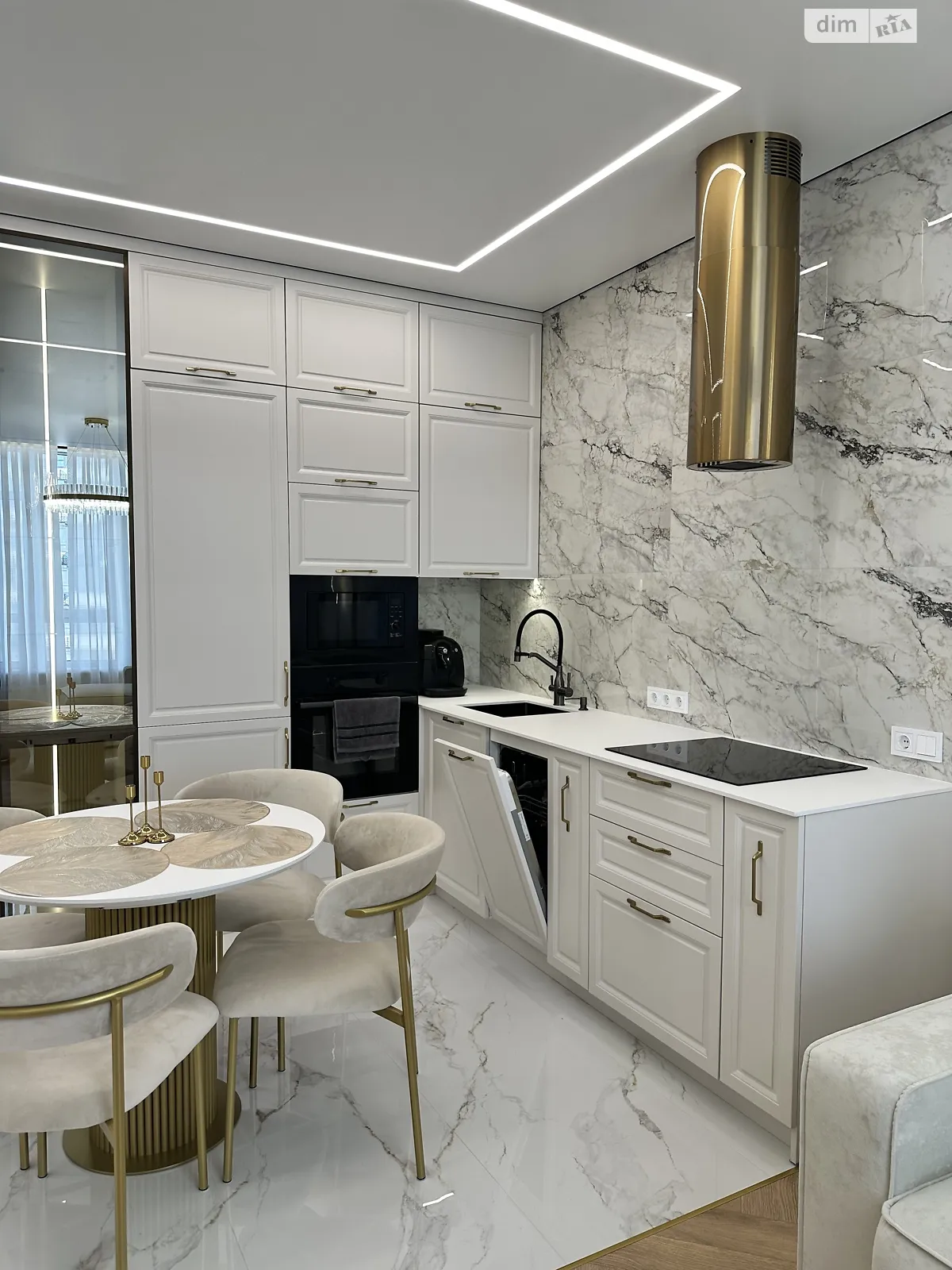 Продается 1-комнатная квартира 49 кв. м в Одессе, пер. Курортный - фото 1