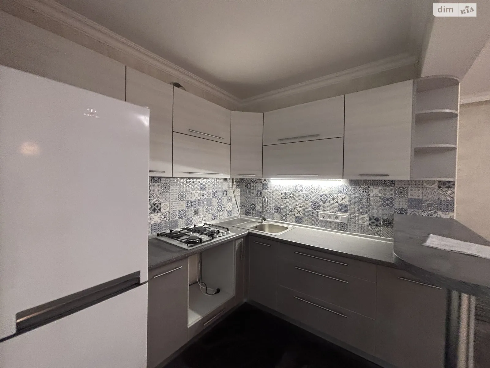 Продается 1-комнатная квартира 47 кв. м в Одессе, ул. Михаила Грушевского, 39/2 корпус 2 - фото 1