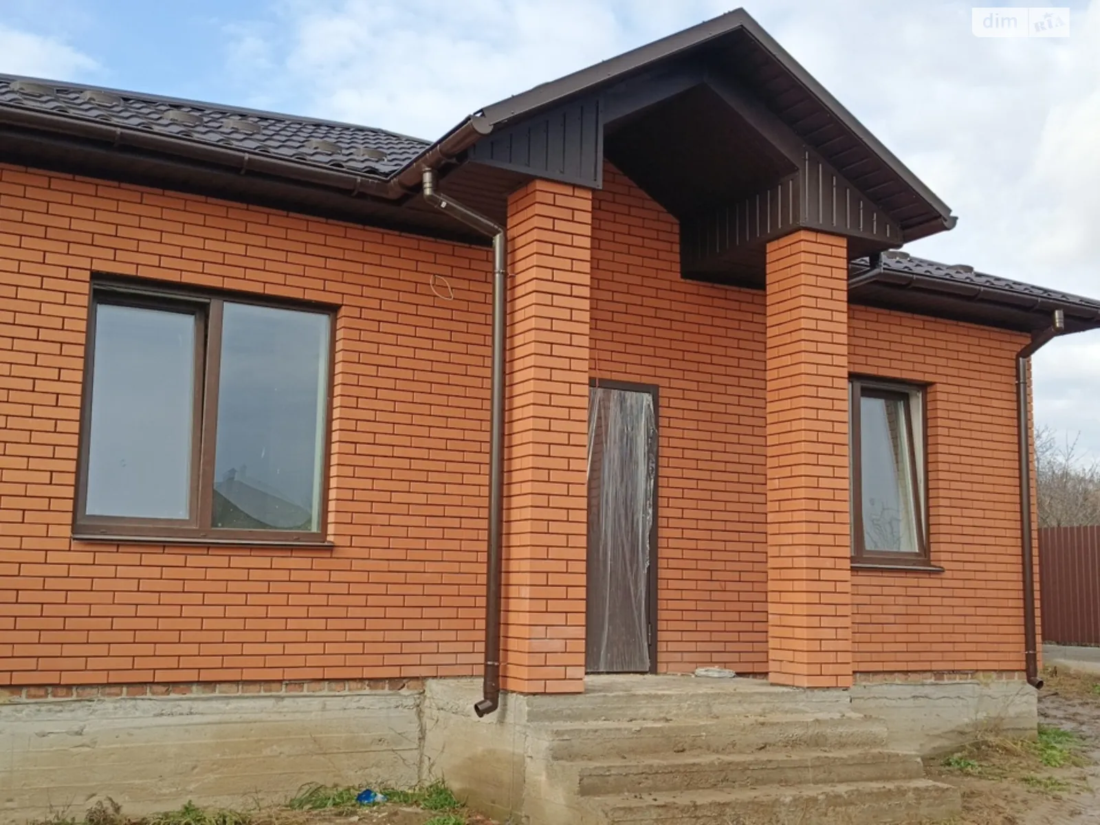 Продается одноэтажный дом 105 кв. м с участком, цена: 83000 $ - фото 1