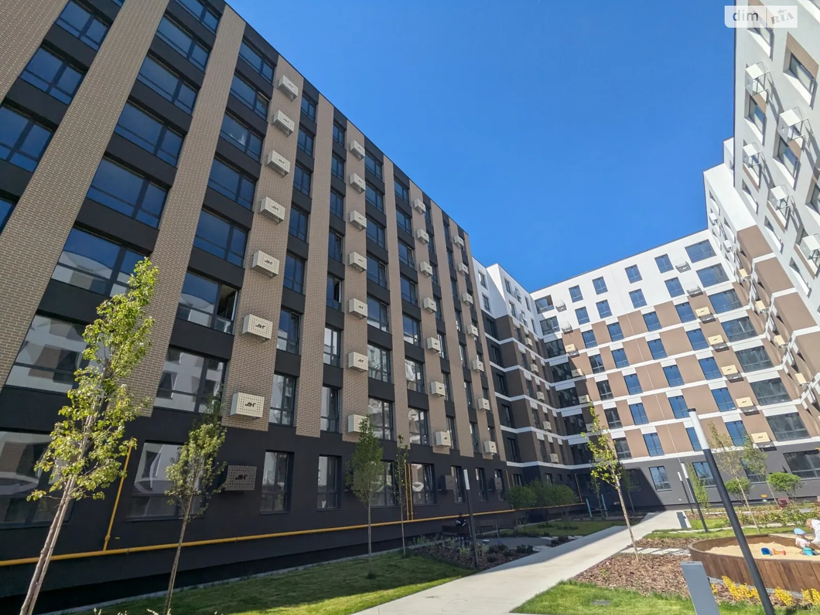 Продается 2-комнатная квартира 72 кв. м в Сокольниках, ул. Героев Крут, 4Б - фото 1