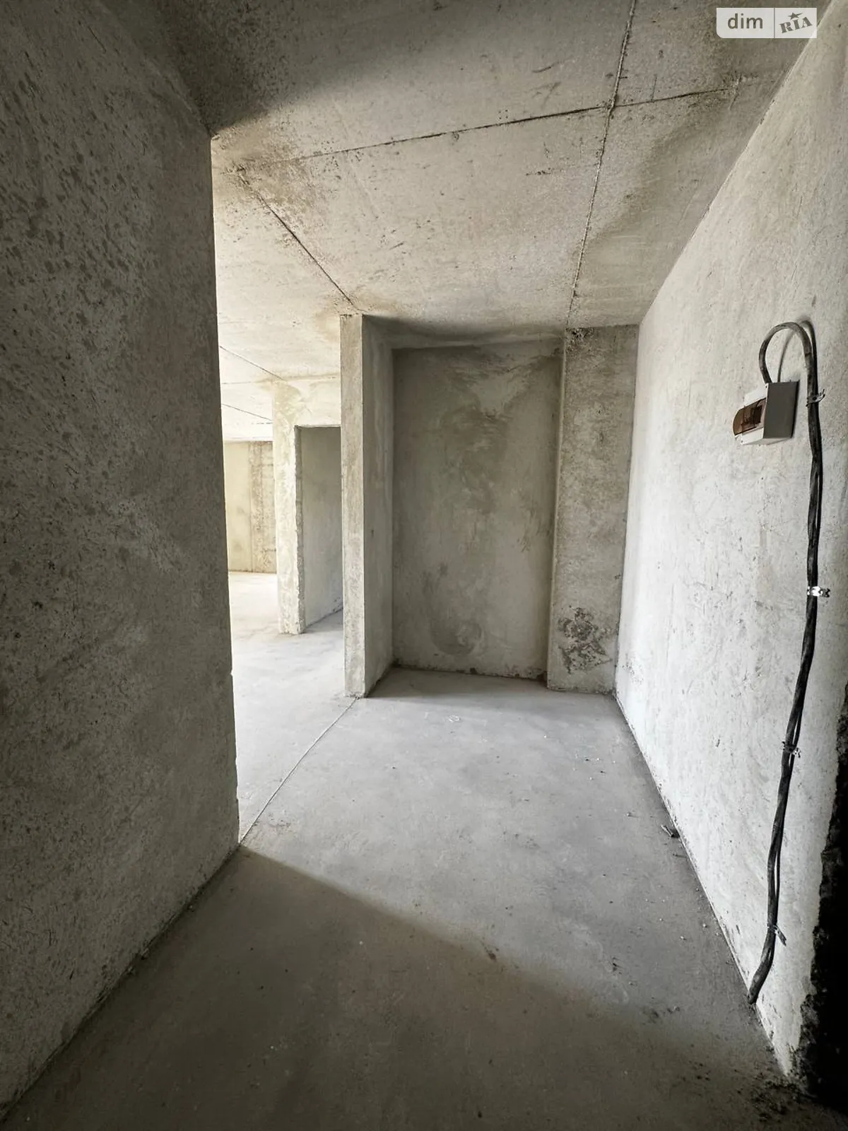 Продается 1-комнатная квартира 66.79 кв. м в Львове, ул. Владимира Янева - фото 1