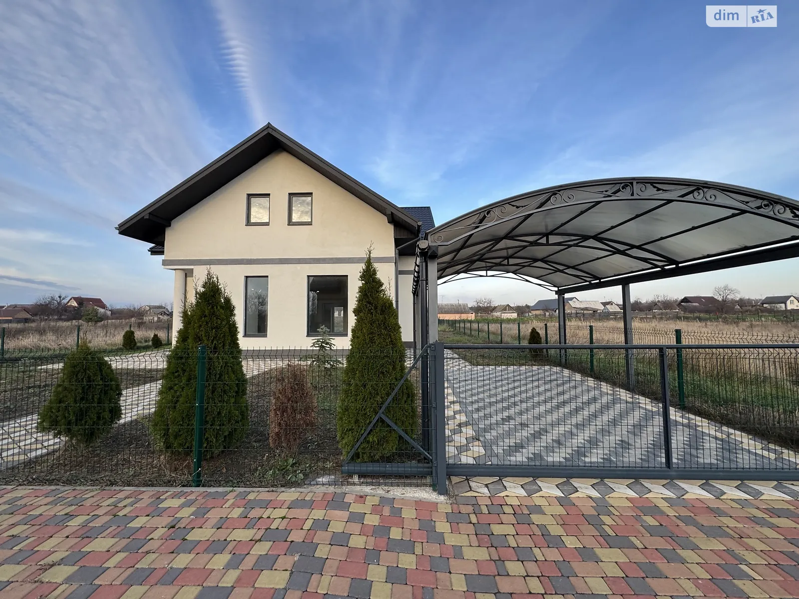 Продається будинок 2 поверховий 195 кв. м з гаражем, цена: 95000 $ - фото 1