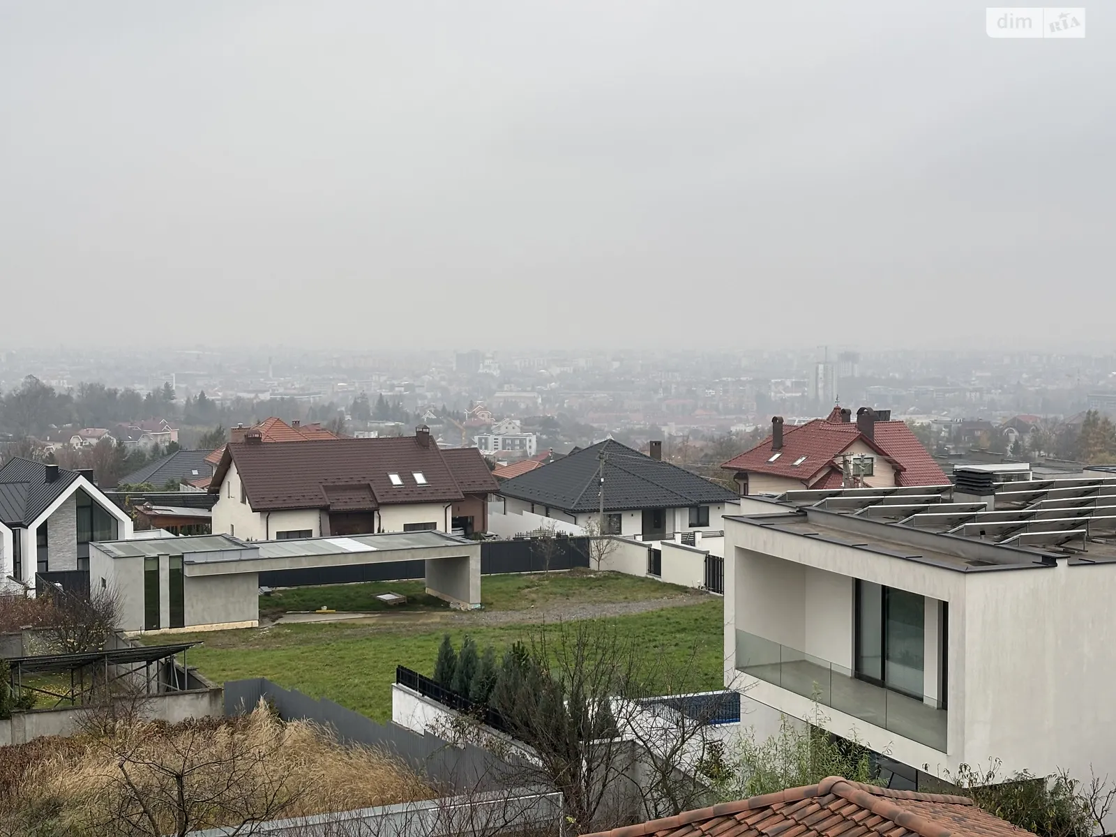 Продается дом на 2 этажа 254 кв. м с балконом, цена: 295000 $ - фото 1