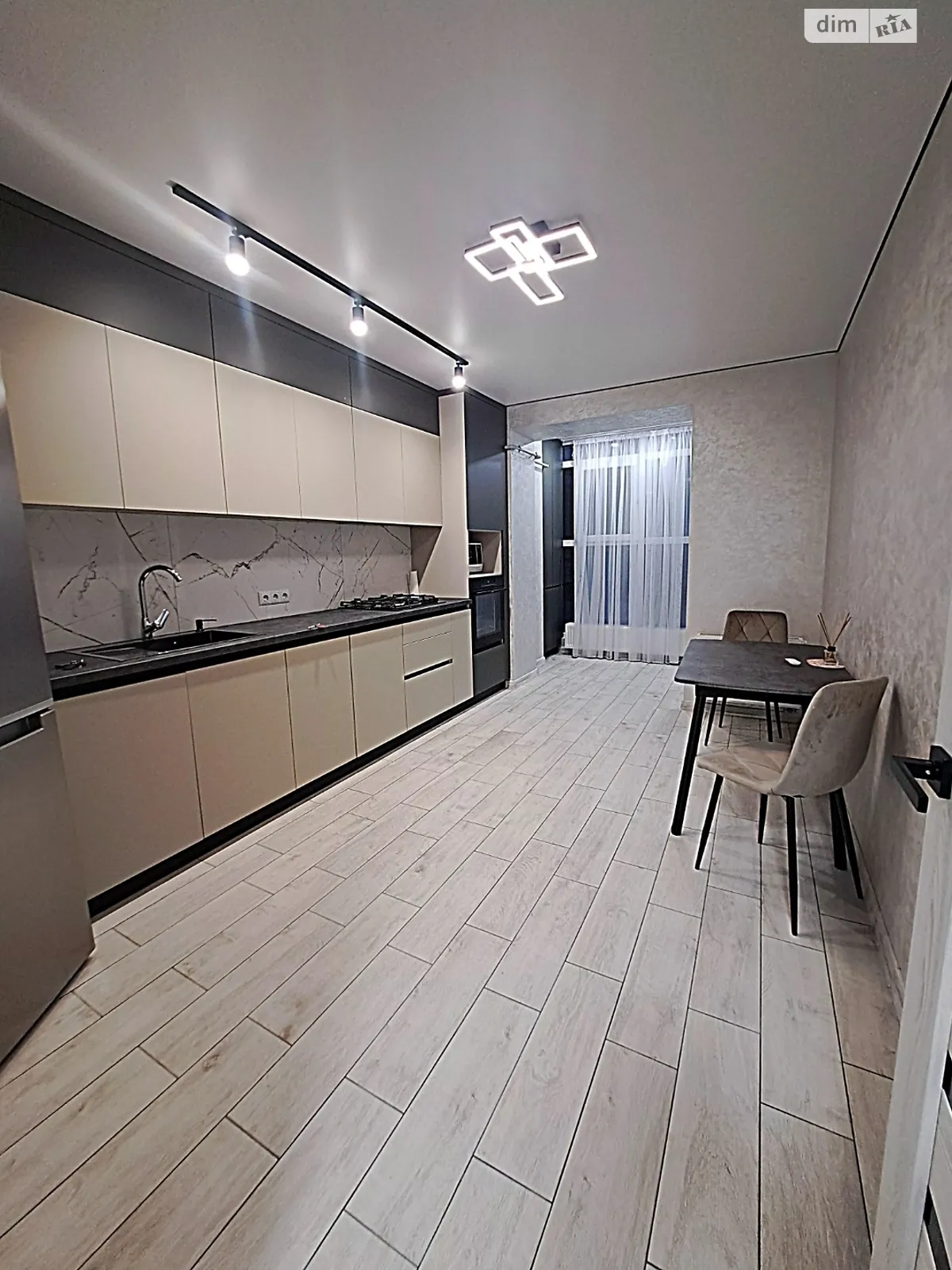 Сдается в аренду 1-комнатная квартира 47 кв. м в Хмельницком, ул. Панаса Мирного, 20 - фото 1