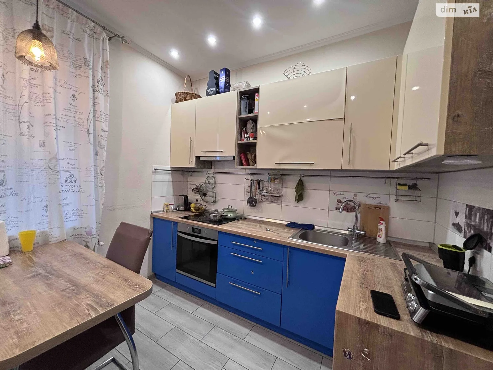 Продается 1-комнатная квартира 41 кв. м в Одессе, ул. Михайловская, 8 корпус 4 - фото 1