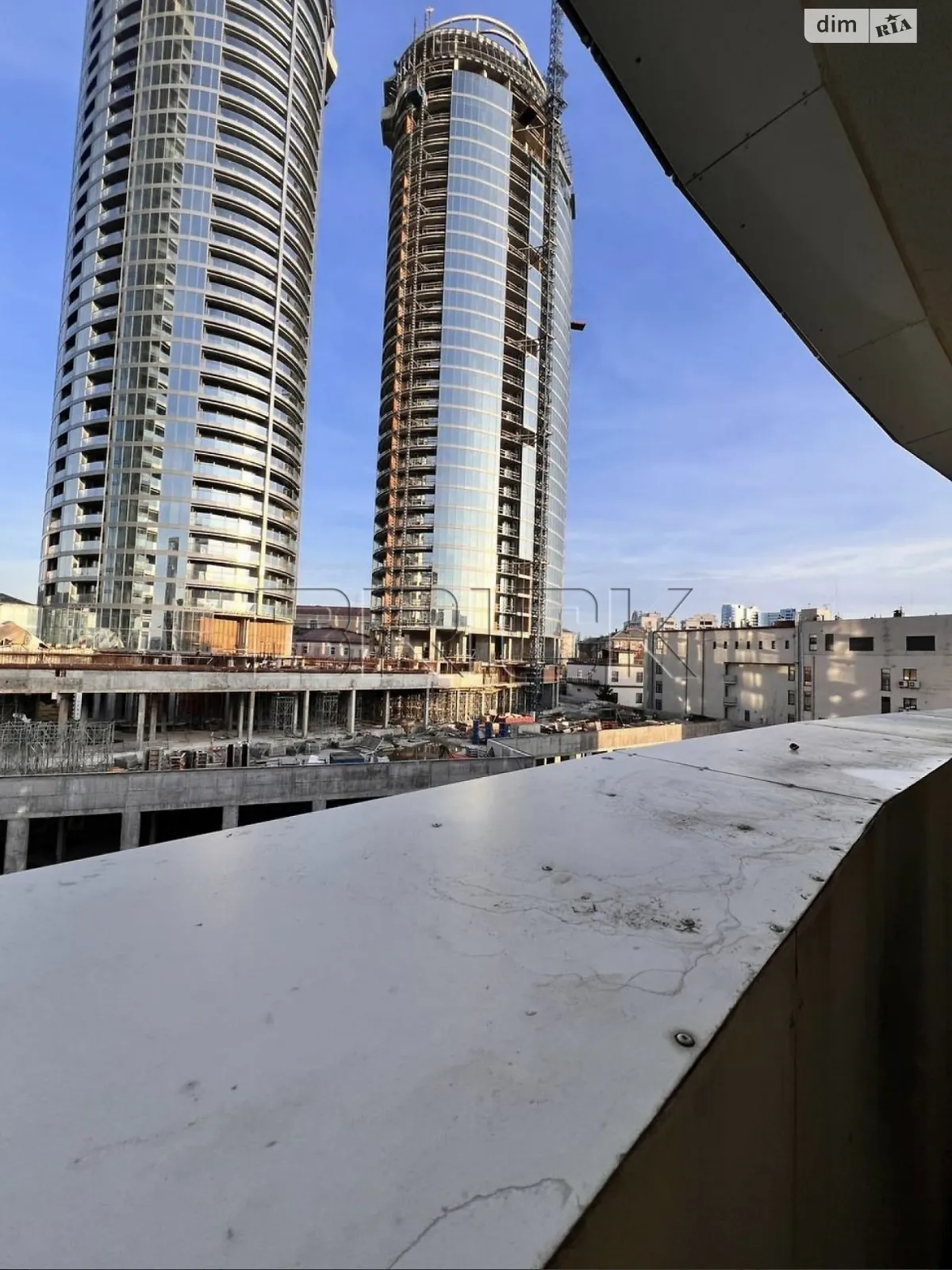 Продается 2-комнатная квартира 68.5 кв. м в Киеве, ул. Саперное Поле, 5А - фото 1