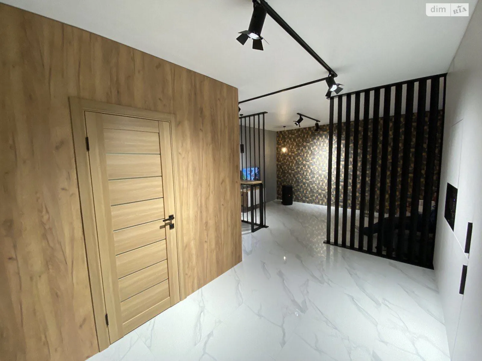 Продается 1-комнатная квартира 33 кв. м в Софиевской Борщаговке, ул. Кошевая - фото 1