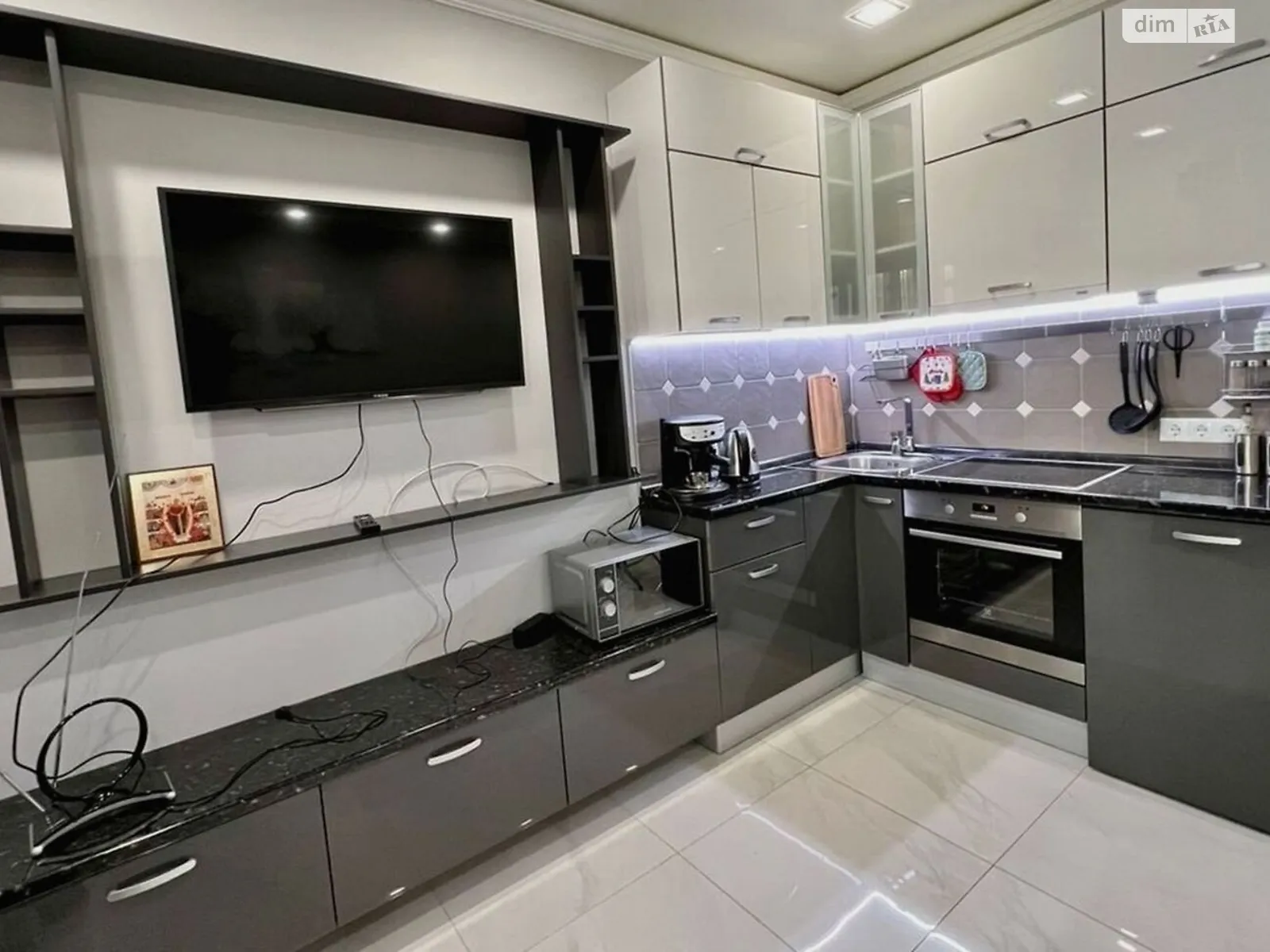 Сдается в аренду 1-комнатная квартира 36 кв. м в Одессе, цена: 18000 грн - фото 1