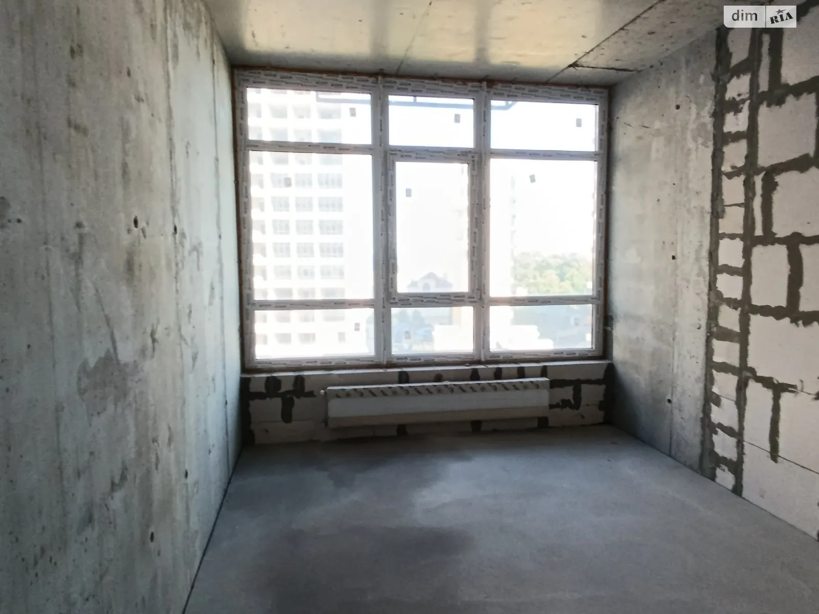 Продается 3-комнатная квартира 86.8 кв. м в Одессе, ул. Инглези, 2В - фото 1