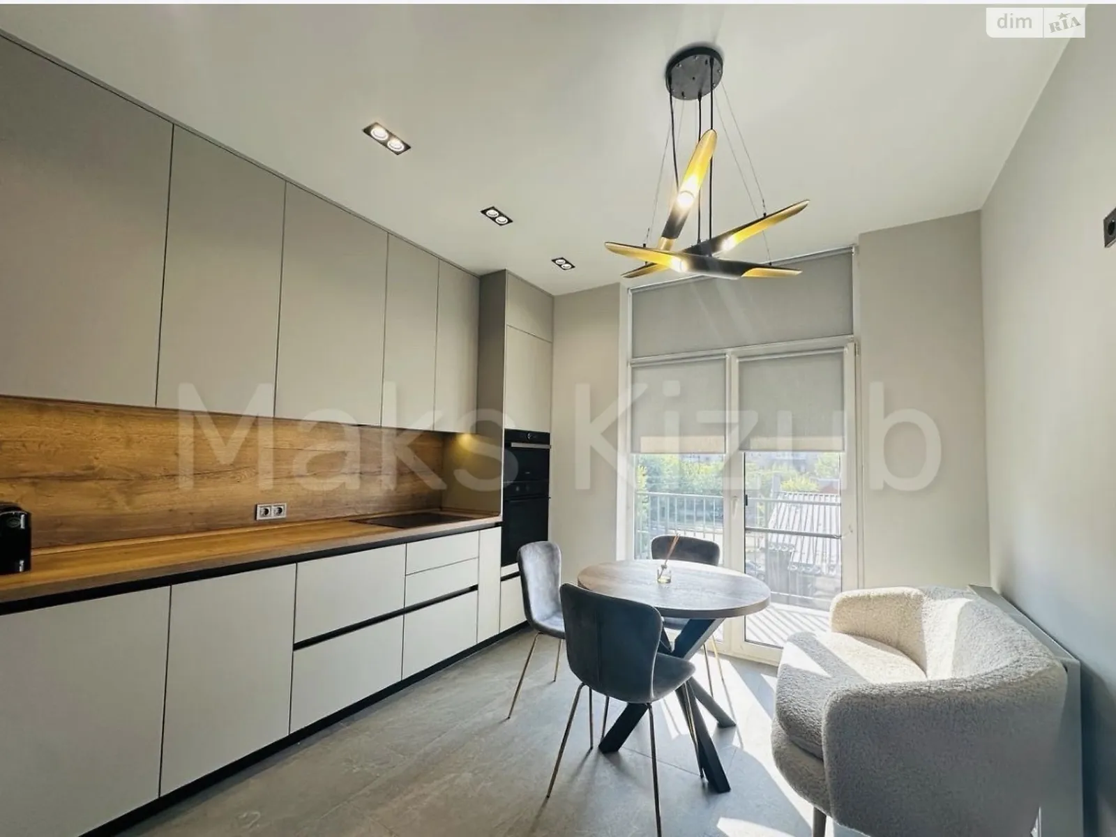 Сдается в аренду 1-комнатная квартира 44 кв. м в Ужгороде, ул. Бабьяка, 1Б - фото 1