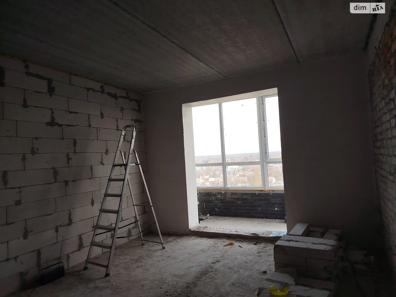 Продается 1-комнатная квартира 35 кв. м в Житомире, ул. Домбровского - фото 1