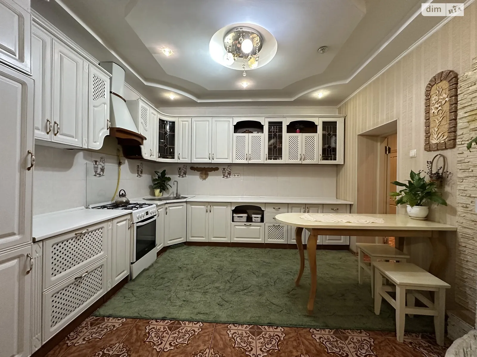 Продается дом на 2 этажа 185 кв. м с террасой, цена: 145000 $ - фото 1