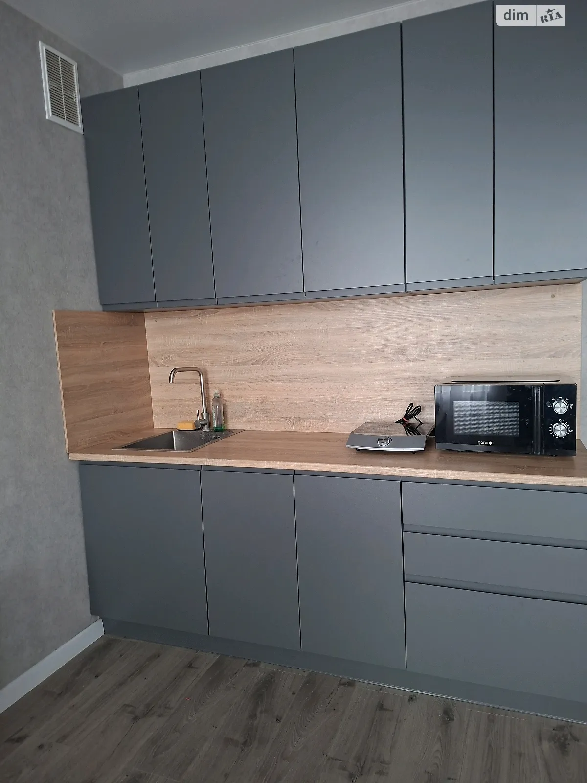 Сдается в аренду 1-комнатная квартира 27 кв. м в Ирпене, ул. Соборная(ІІІ Интернационала), 2К/20 - фото 1