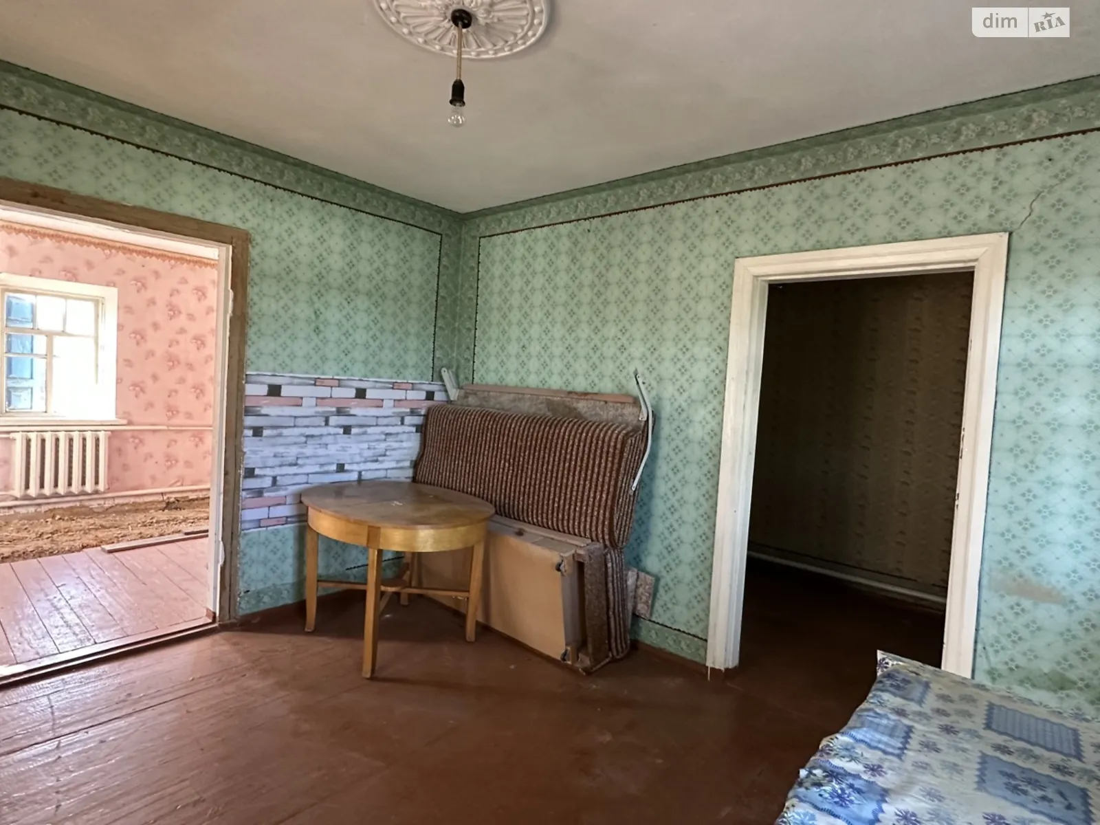 Продается одноэтажный дом 52 кв. м с камином, цена: 25000 $ - фото 1