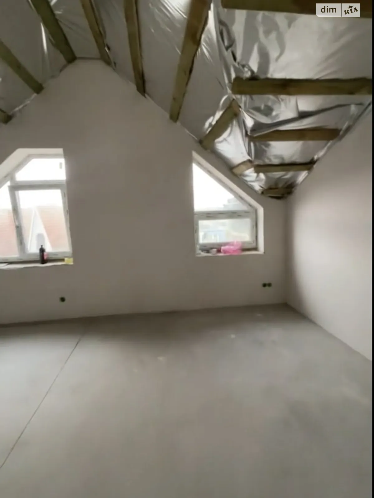 Продается 1-комнатная квартира 31 кв. м в Ворзеле, ул. Ильи Литвина(Окружная), 23/1 - фото 1