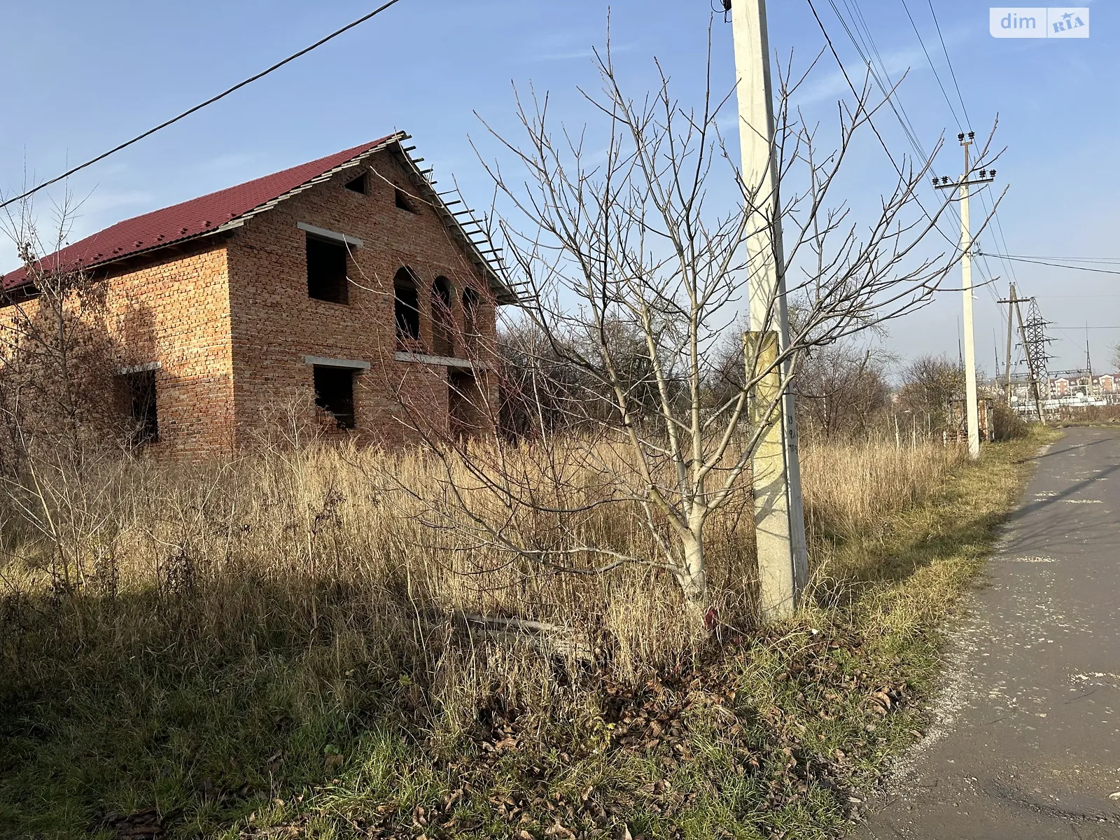 Продается дом на 2 этажа 130 кв. м с гаражом, цена: 35000 $ - фото 1