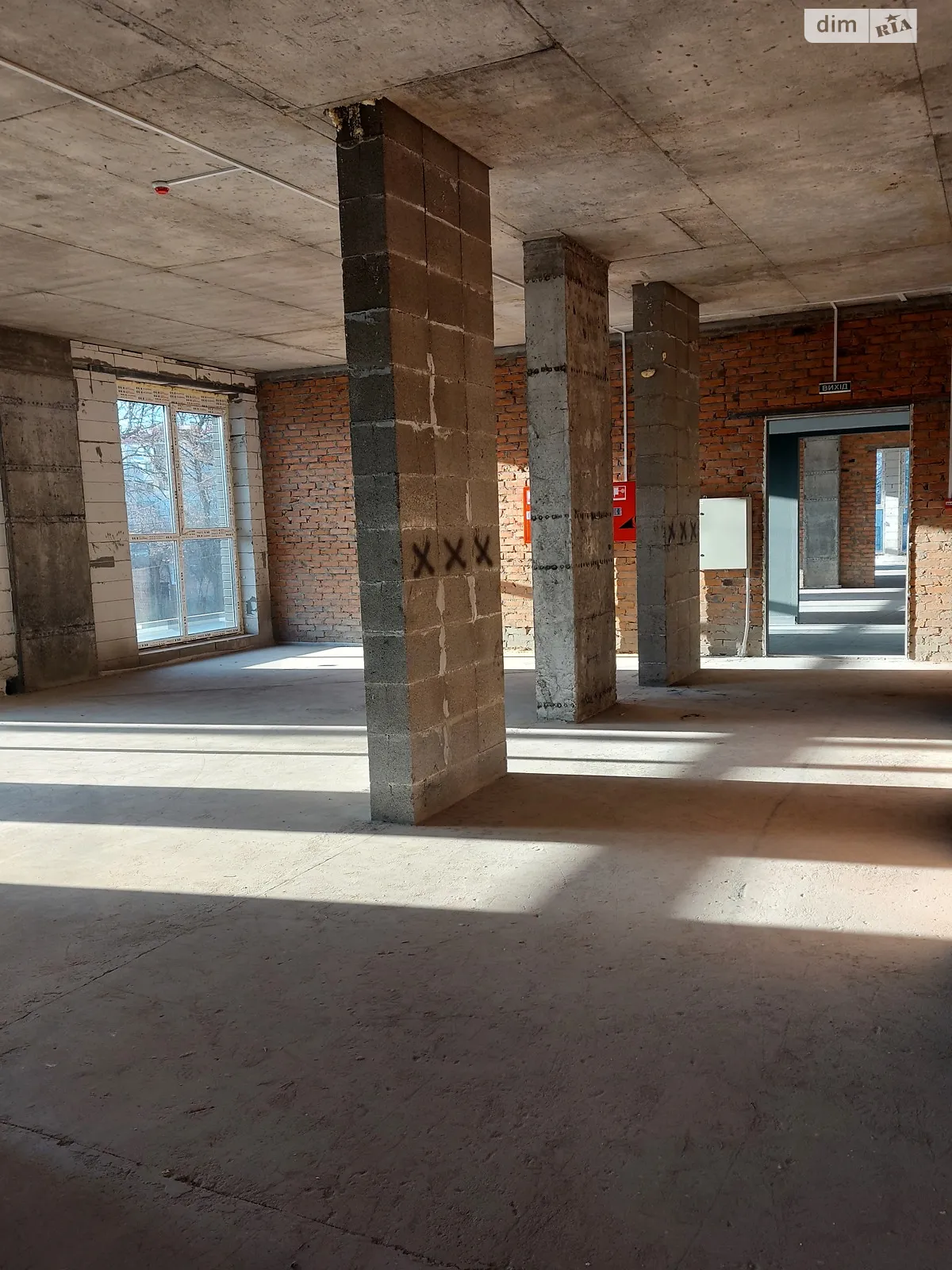 Здається в оренду приміщення вільного призначення 115.6 кв. м в 10-поверховій будівлі, цена: 1387 $ - фото 1