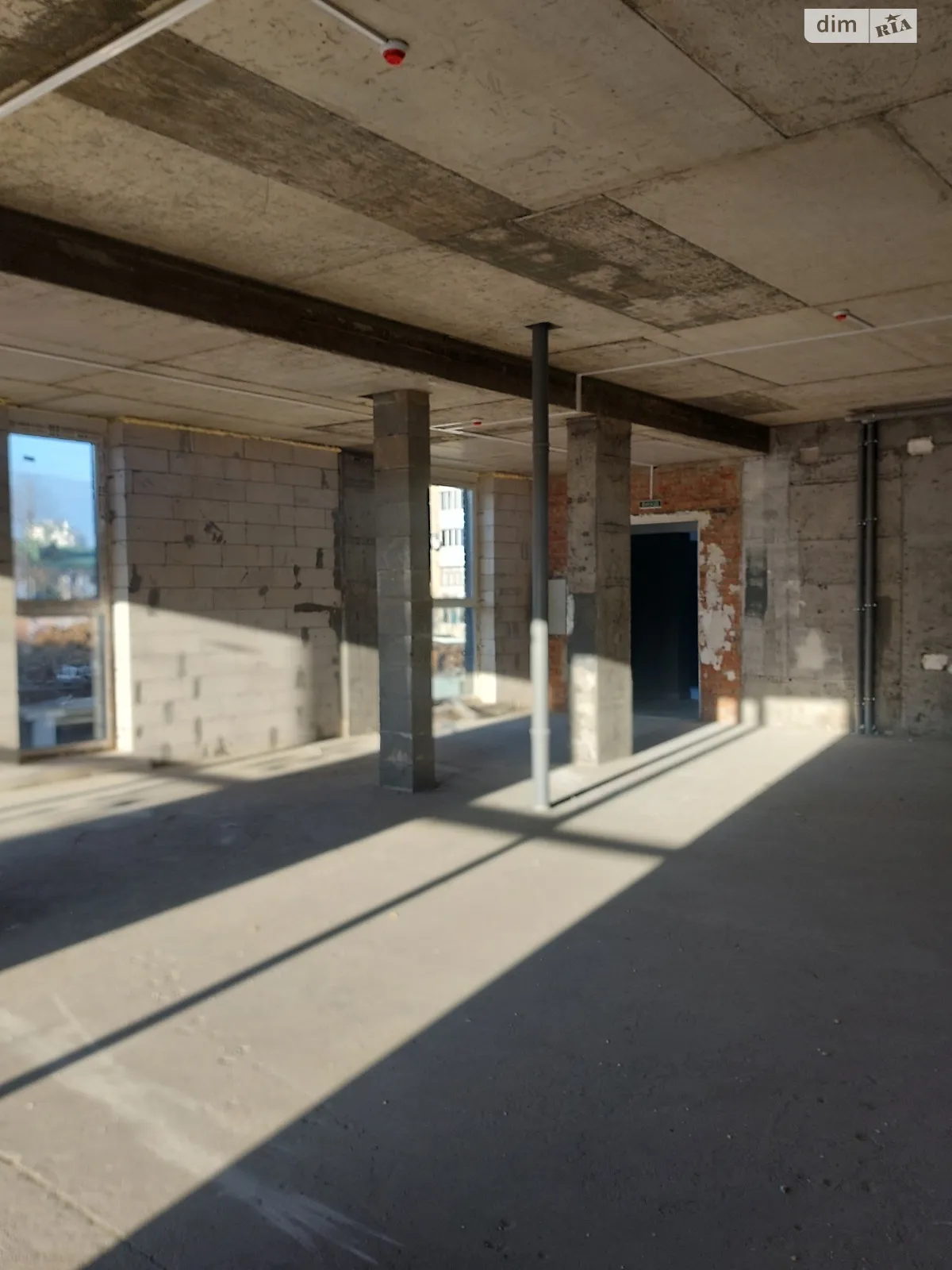 Здається в оренду приміщення вільного призначення 128.79 кв. м в 10-поверховій будівлі, цена: 1545 $ - фото 1
