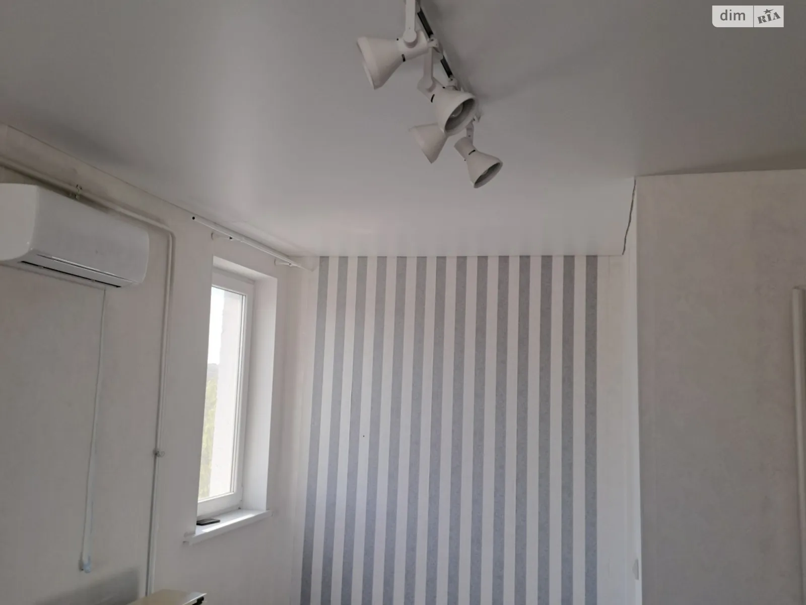 Сдается в аренду 1-комнатная квартира 32.9 кв. м в, цена: 6500 грн - фото 1